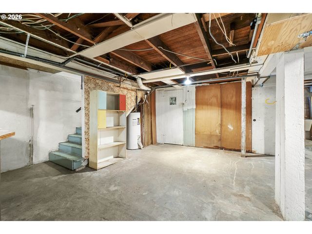 2022 N WILLAMETTE Blvd, Portland, OR 97217