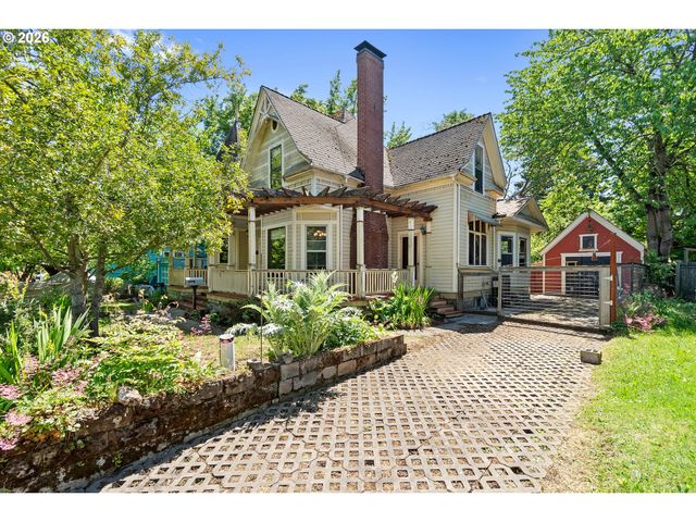 2022 N WILLAMETTE Blvd, Portland, OR 97217