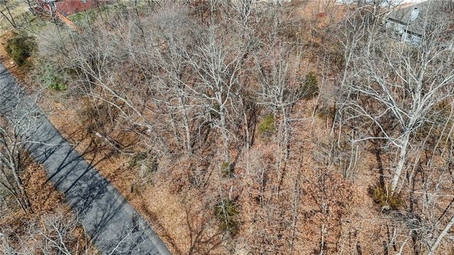 Harborough Drive, Bella Vista, AR 72714