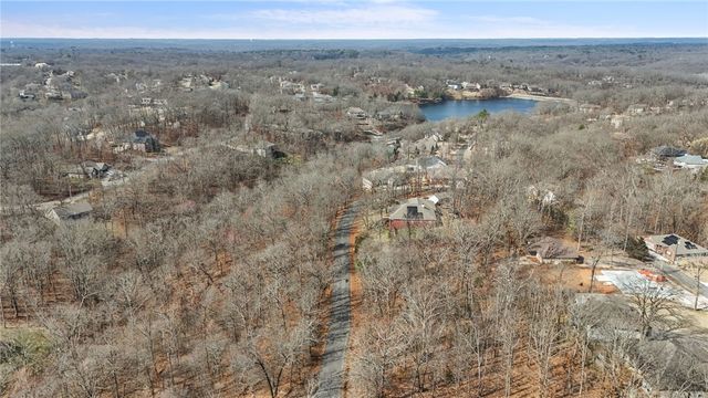 Harborough Drive, Bella Vista, AR 72714