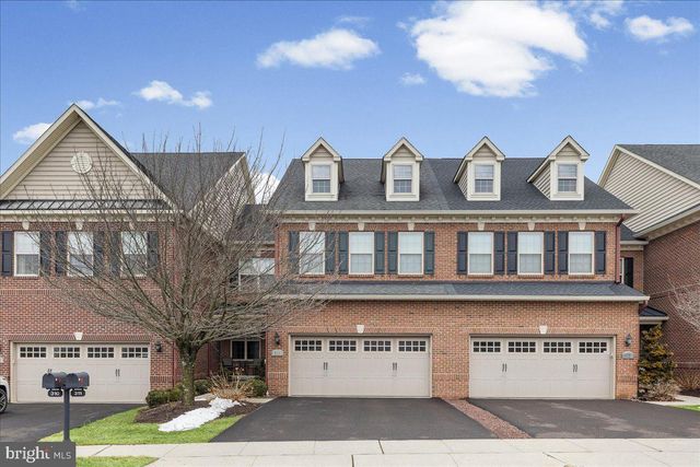 311 SAINT JAMES DR, Langhorne, PA 19047