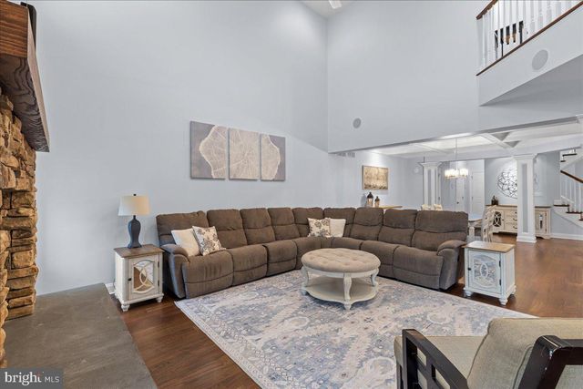 311 SAINT JAMES DR, Langhorne, PA 19047