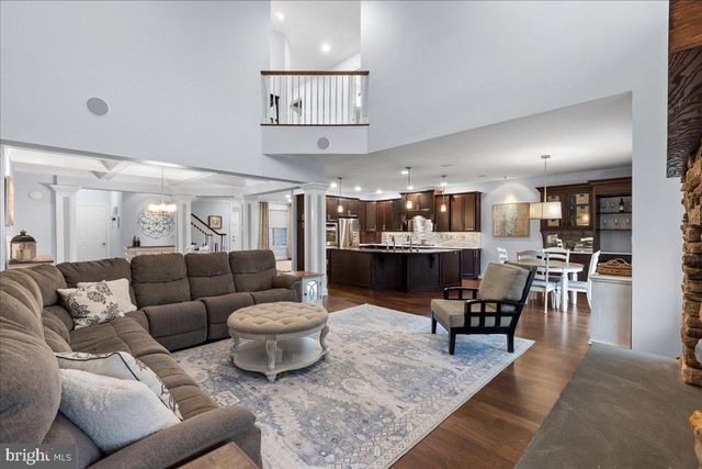 311 SAINT JAMES DR, Langhorne, PA 19047