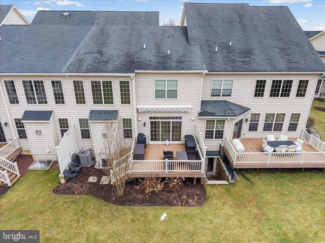 311 SAINT JAMES DR, Langhorne, PA 19047