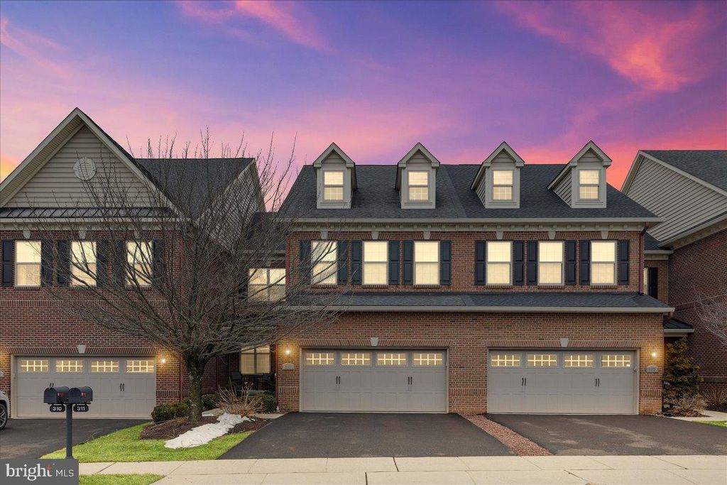 311 SAINT JAMES DR, Langhorne, PA 19047