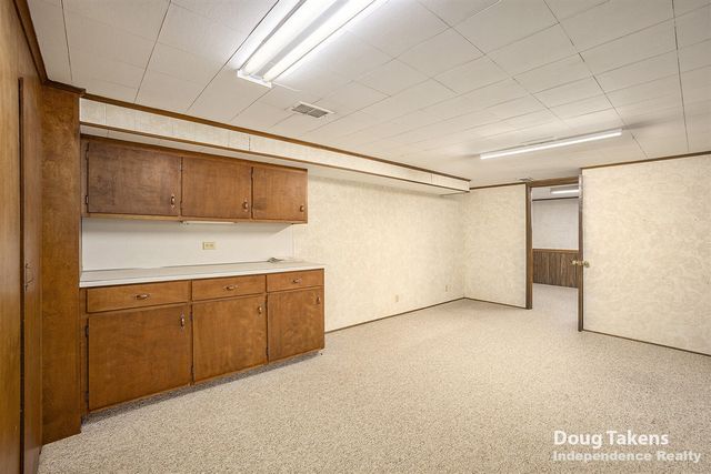 1129 Elmwood Drive, Jenison, MI 49428