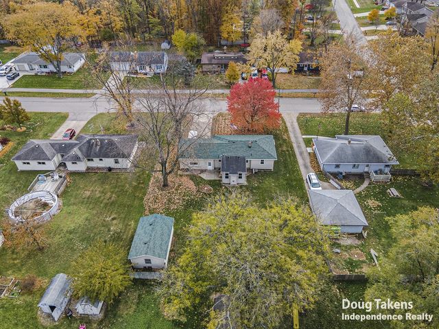 1129 Elmwood Drive, Jenison, MI 49428