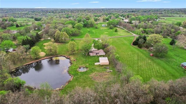 17813 Thompson Road, Holt, MO 64048