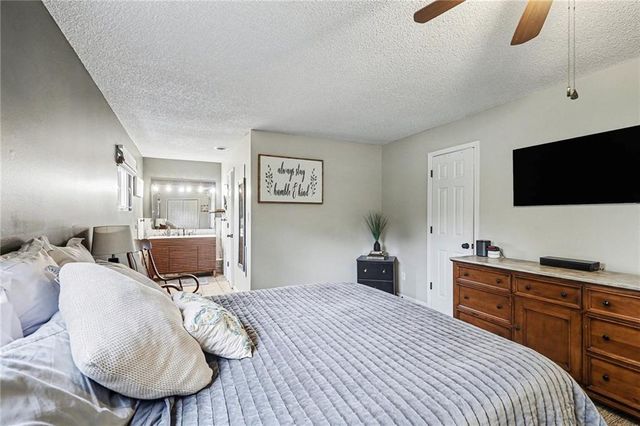 17813 Thompson Road, Holt, MO 64048