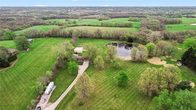 17813 Thompson Road, Holt, MO 64048