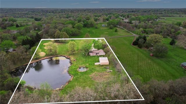 17813 Thompson Road, Holt, MO 64048