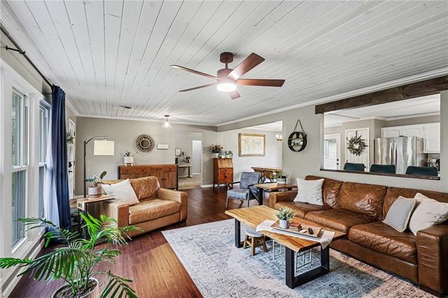 17813 Thompson Road, Holt, MO 64048