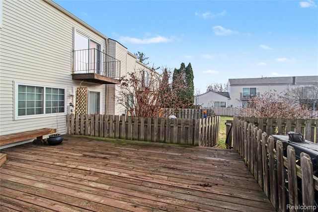 24419 Bashian Drive, Novi, MI 48375