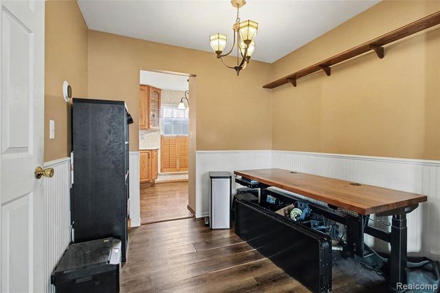 24419 Bashian Drive, Novi, MI 48375