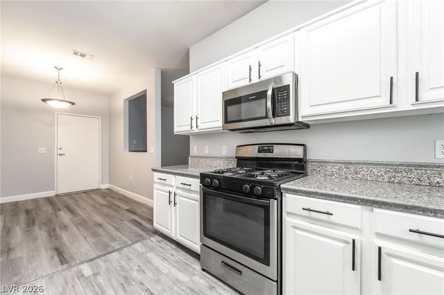 5250 South RAINBOW BL Boulevard 2147, Las Vegas, NV 89118