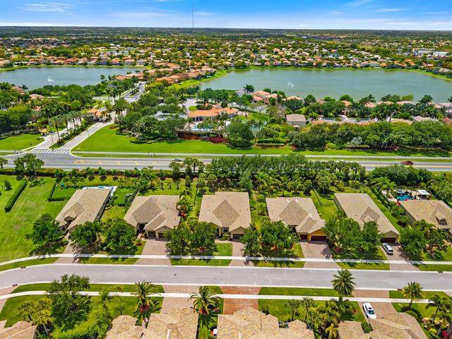 4591 Siena Circle, Wellington, FL 33414