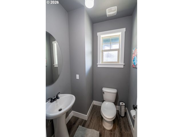 115 Ne MEGAN Dr, Estacada, OR 97023