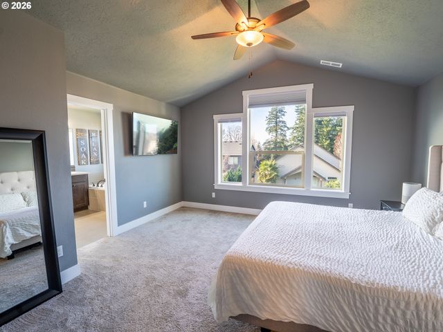 115 Ne MEGAN Dr, Estacada, OR 97023