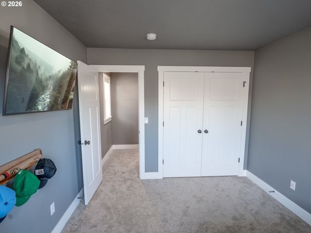 115 Ne MEGAN Dr, Estacada, OR 97023