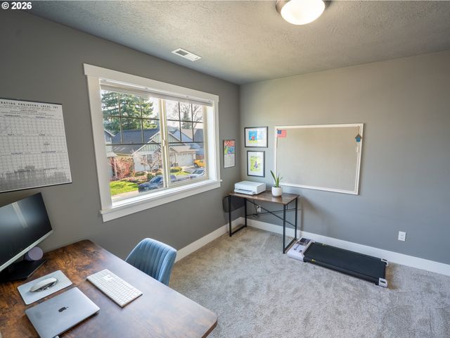 115 Ne MEGAN Dr, Estacada, OR 97023