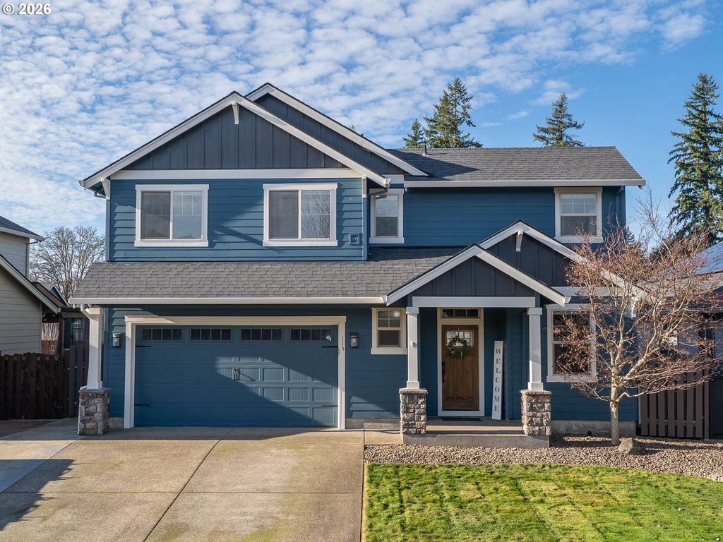 115 Ne MEGAN Dr, Estacada, OR 97023