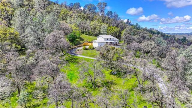 6930 Loggers Hollow Rd, Somerset, CA 95684