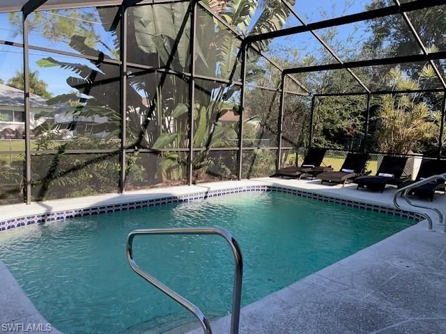 683 102nd AVE N, Naples, FL 34108