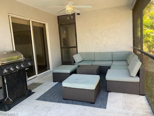683 102nd AVE N, Naples, FL 34108