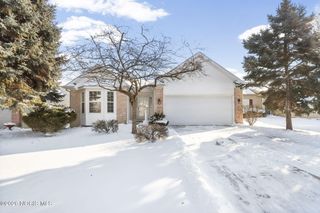 4807 Port Drive, Maumee, OH 43537