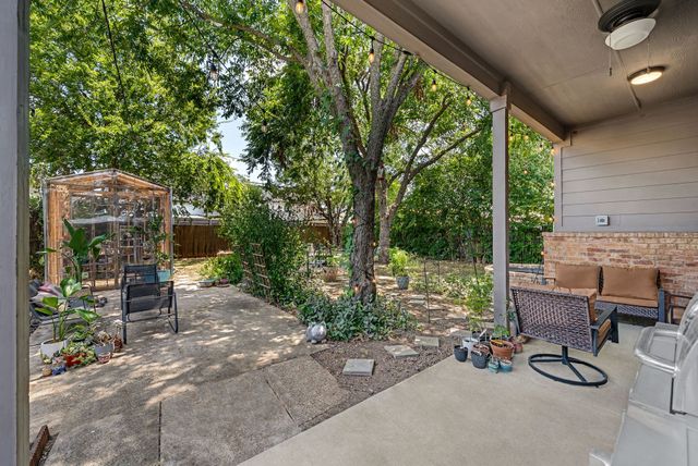 7518 Morton Street, Dallas, TX 75209