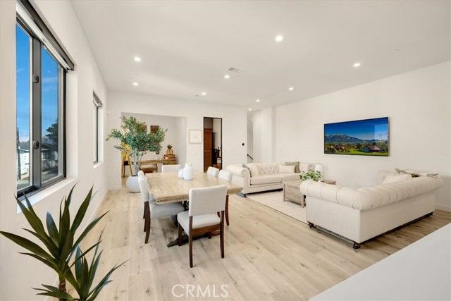 756 W 19th Street B, Costa Mesa, CA 92627