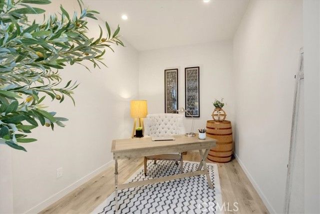 756 W 19th Street B, Costa Mesa, CA 92627