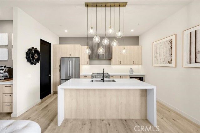 756 W 19th Street B, Costa Mesa, CA 92627