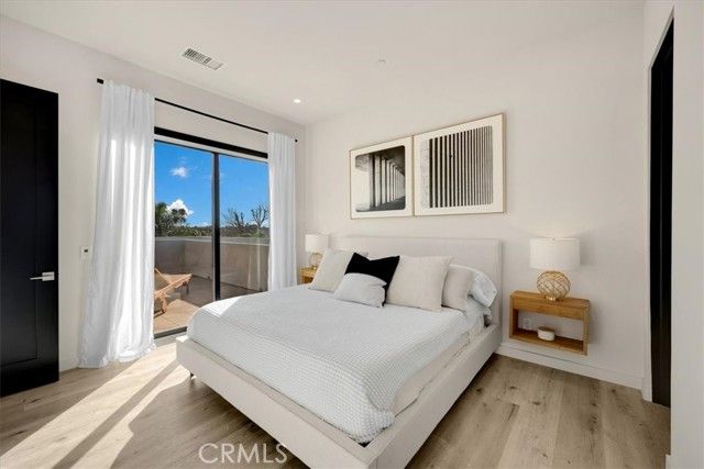 756 W 19th Street B, Costa Mesa, CA 92627