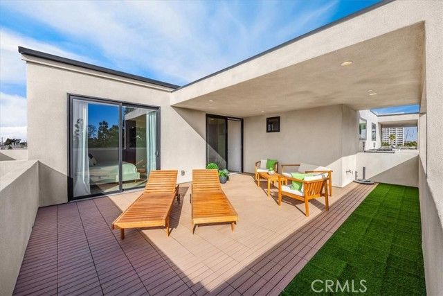 756 W 19th Street B, Costa Mesa, CA 92627