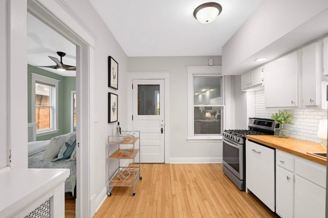 2100 Garfield Avenue 3, Minneapolis, MN 55405