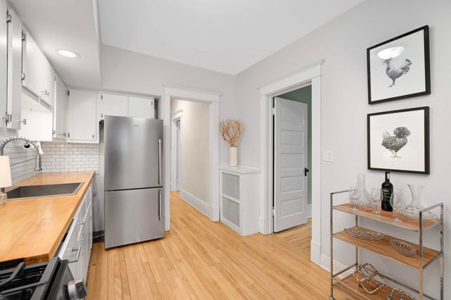 2100 Garfield Avenue 3, Minneapolis, MN 55405