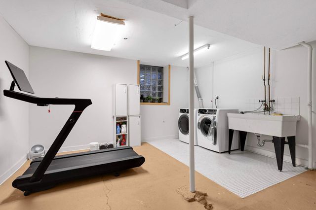 2100 Garfield Avenue 3, Minneapolis, MN 55405