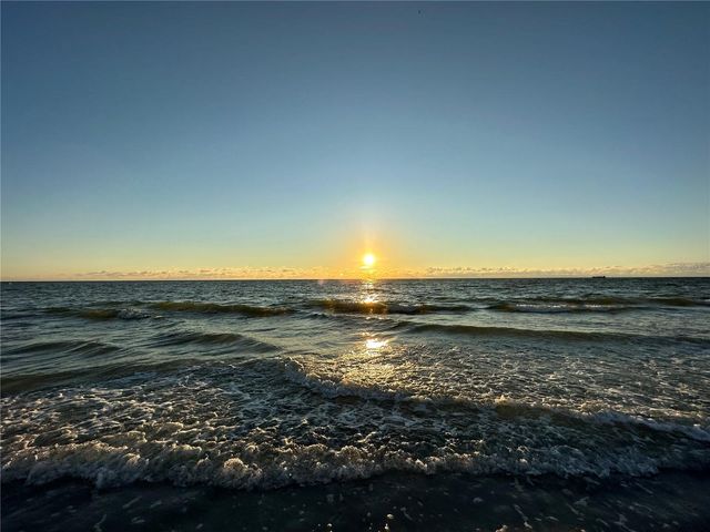 6250 HOLMES BOULEVARD 71, Holmes Beach, FL 34217