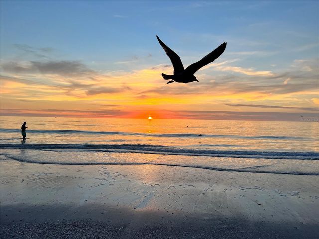 6250 HOLMES BOULEVARD 71, Holmes Beach, FL 34217