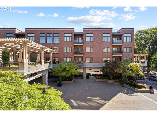400 W 8TH St 236, Vancouver, WA 98660