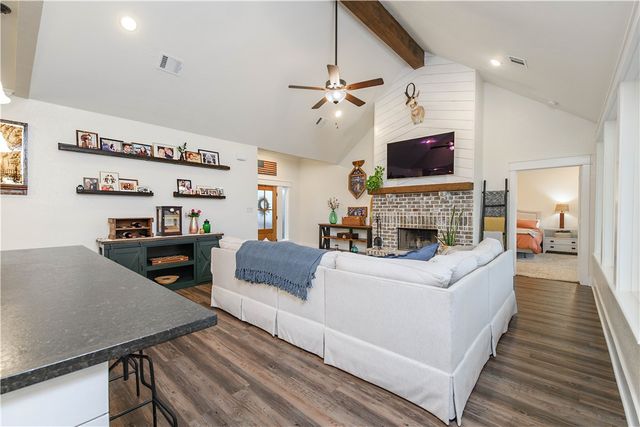 12296 County Road 175, Iola, TX 77861