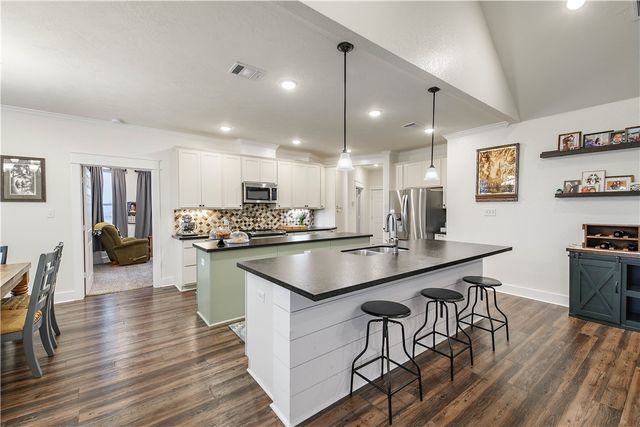 12296 County Road 175, Iola, TX 77861