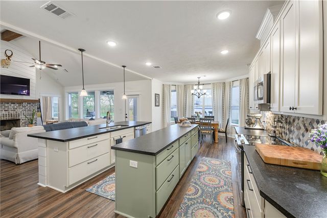 12296 County Road 175, Iola, TX 77861