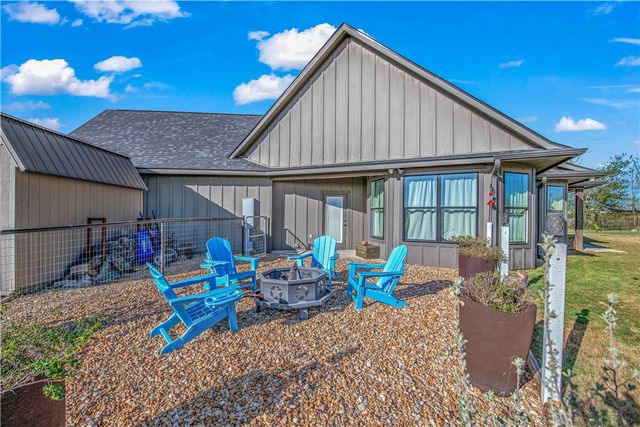 12296 County Road 175, Iola, TX 77861