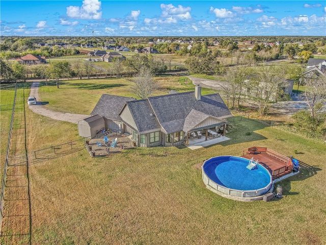 12296 County Road 175, Iola, TX 77861