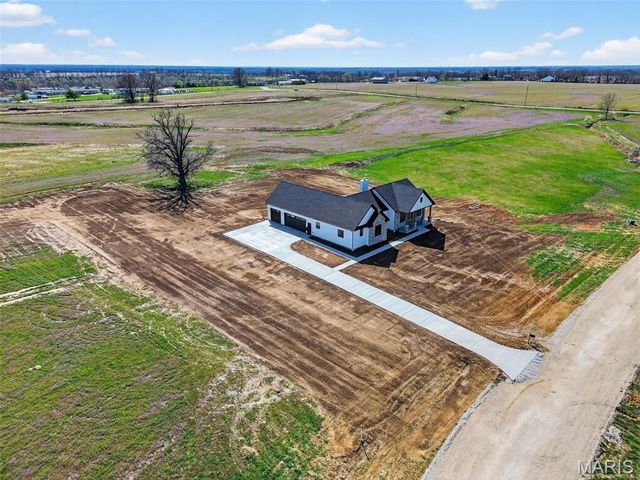 226 Autumn Hallow Ct, Old Monroe, MO 63369