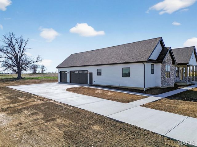226 Autumn Hallow Ct, Old Monroe, MO 63369
