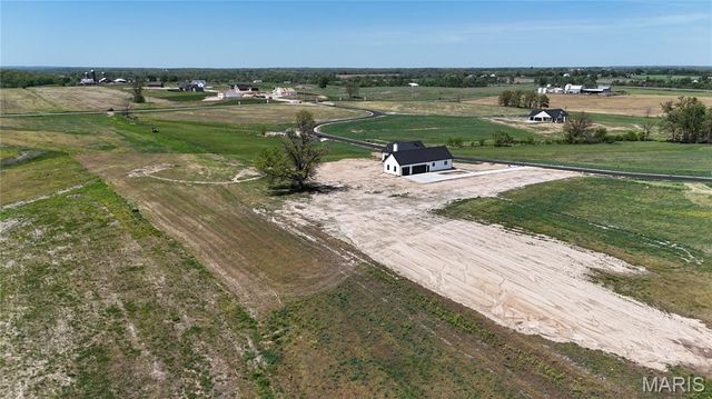 226 Autumn Hallow Ct, Old Monroe, MO 63369