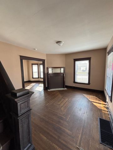 319 Crawford Street, Middletown, OH 45044